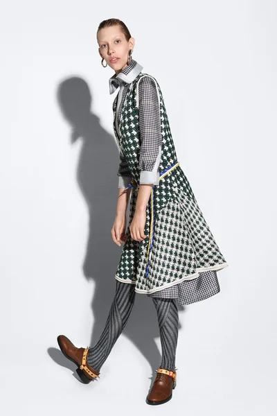 Look 8